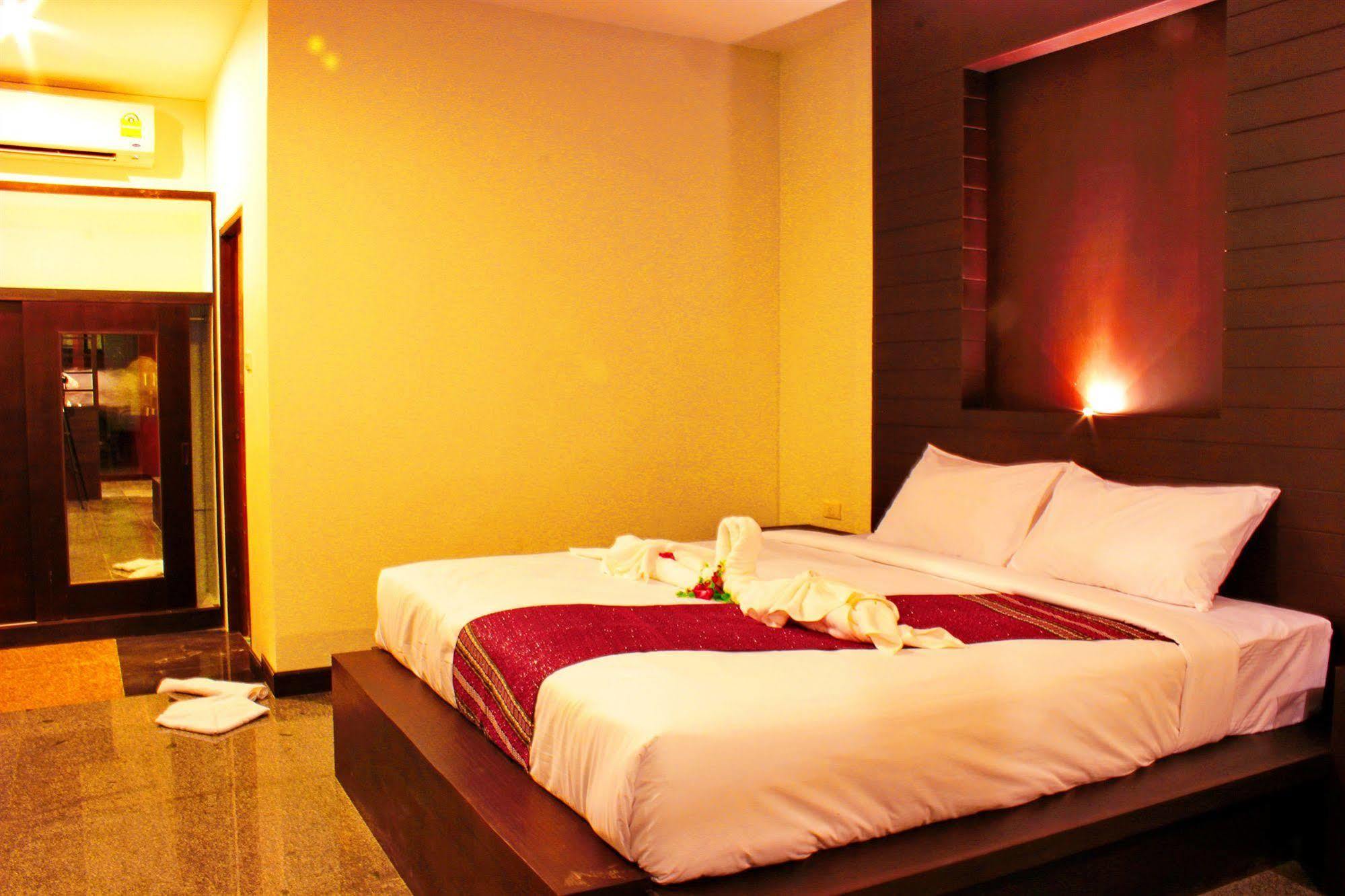 Peace Paradise Beach Ko Lanta Exterior foto